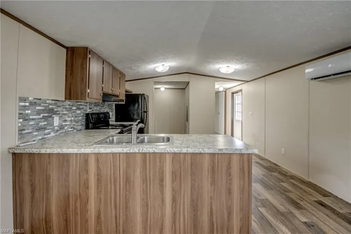352  Sacramento  ST, North Fort Myers, FL 33903