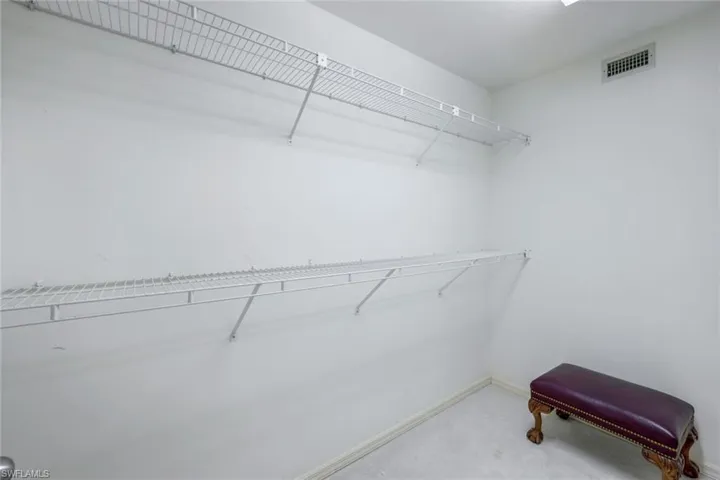 Oversized Walk In Closet