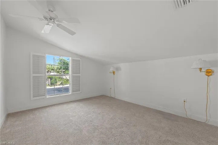 3520  Avion Woods  CT, Naples, FL 34104