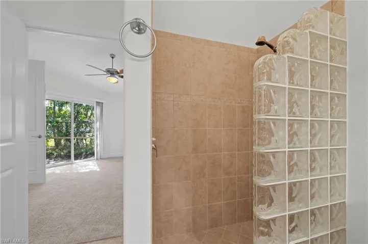 3520  Avion Woods  CT, Naples, FL 34104