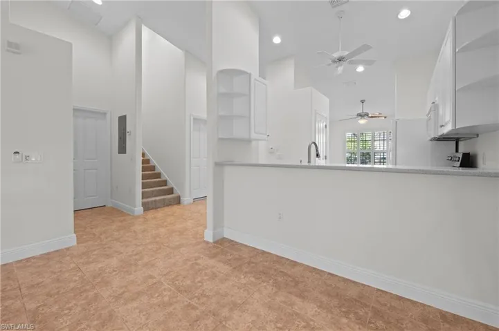 3520  Avion Woods  CT, Naples, FL 34104