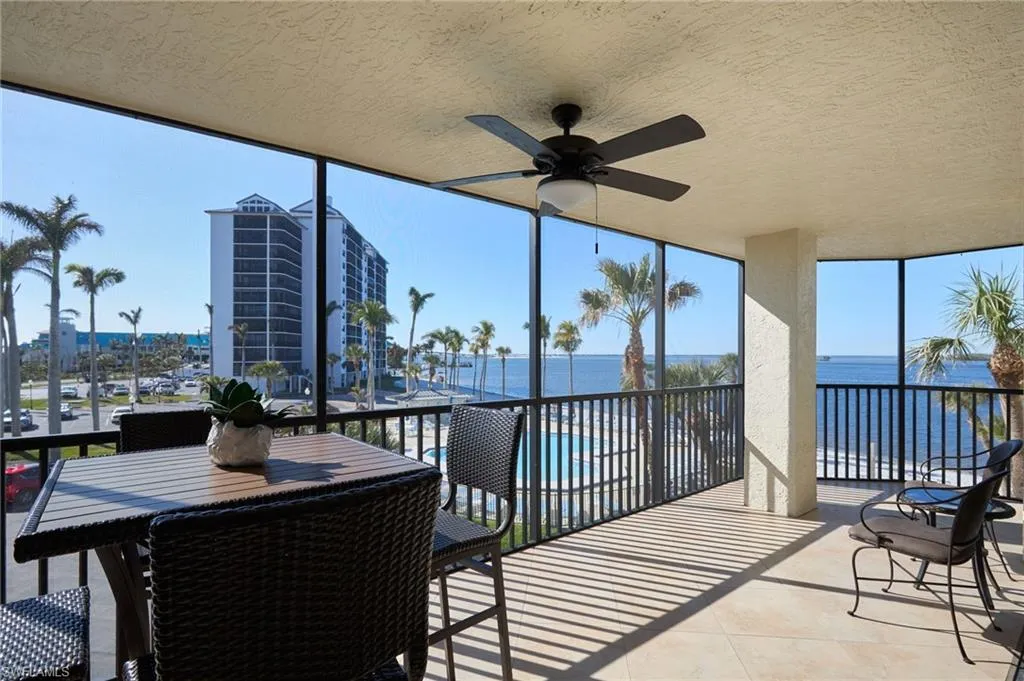 17080 Harbour Point DR, Fort Myers, FL 33908,225005006