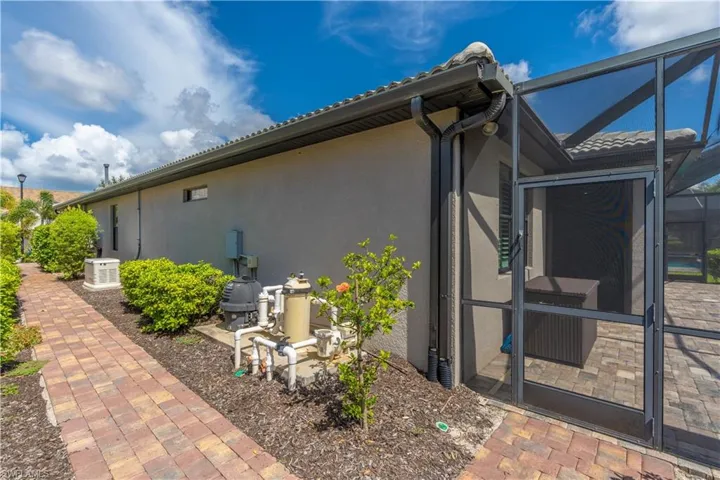 7473 Winding Cypress Dr, Naples, Florida 34114