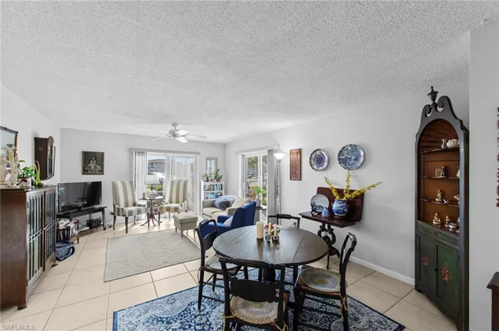 256  Palm  DR, Naples, FL 34112