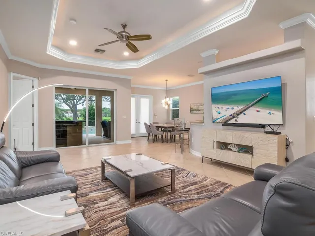 10212  Gator Bay  CT, Naples, FL 34120