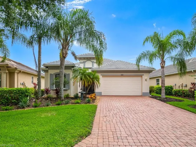 10212  Gator Bay  CT, Naples, FL 34120