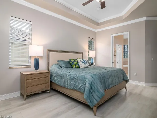 10212  Gator Bay  CT, Naples, FL 34120