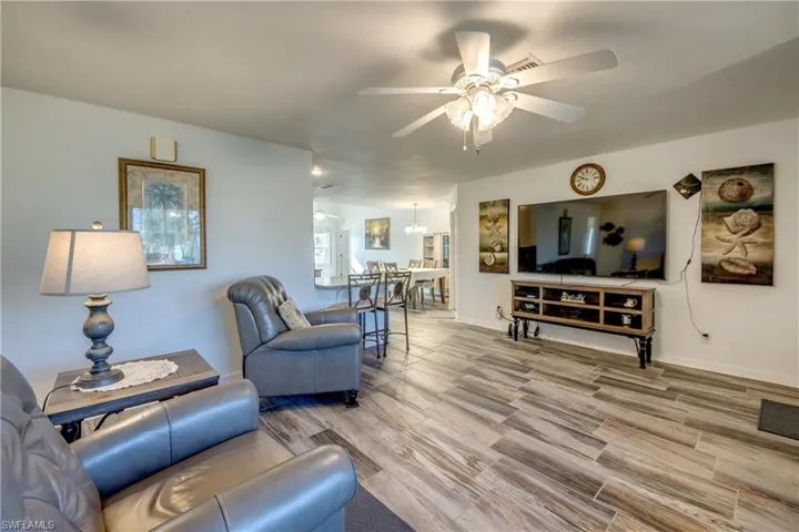 2757  Geary  ST, Matlacha, FL 33993