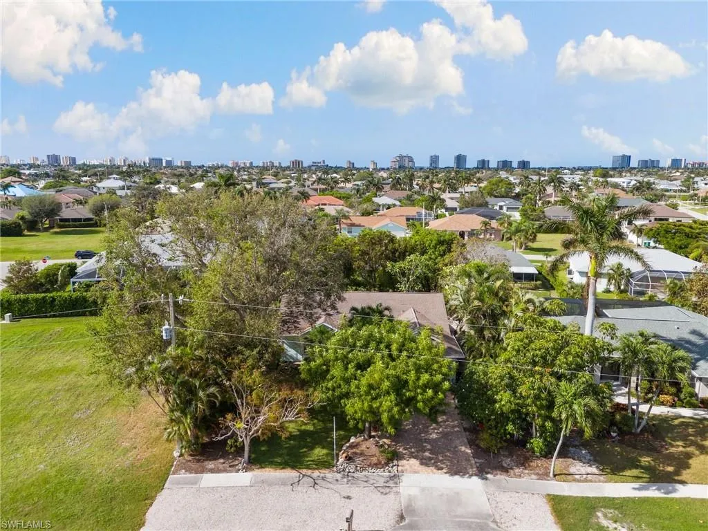 120 Sand Hill ST, Marco Island, FL 34145,224089652