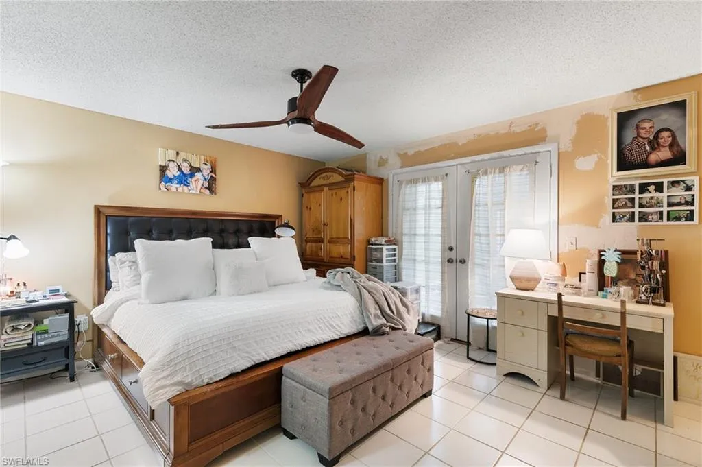 120 Sand Hill ST, Marco Island, FL 34145,224089652