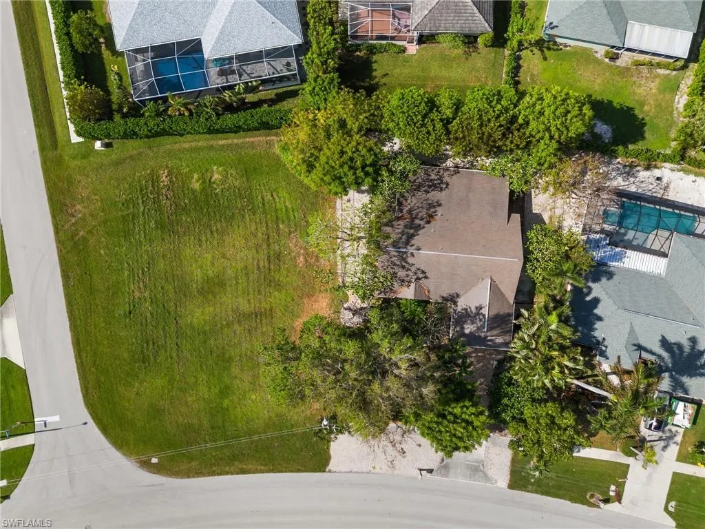 120 Sand Hill ST, Marco Island, FL 34145,224089652