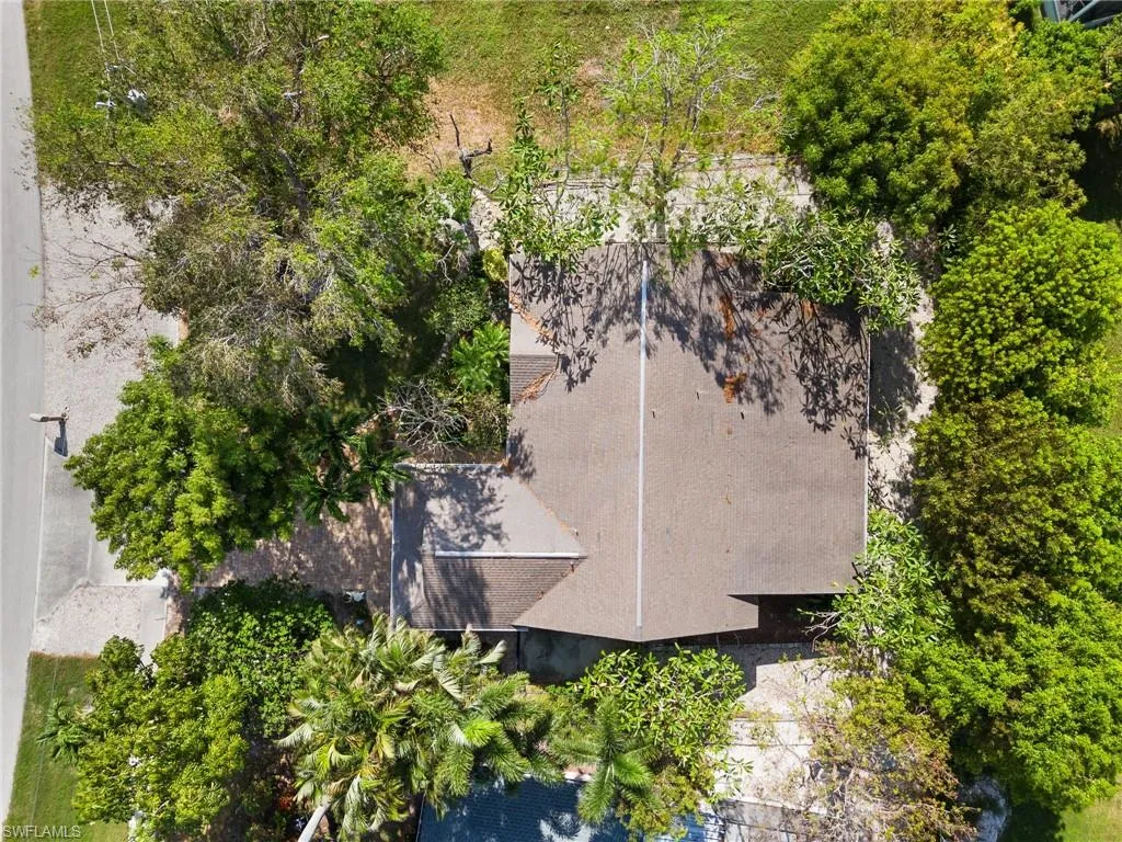 120 Sand Hill ST, Marco Island, FL 34145,224089652