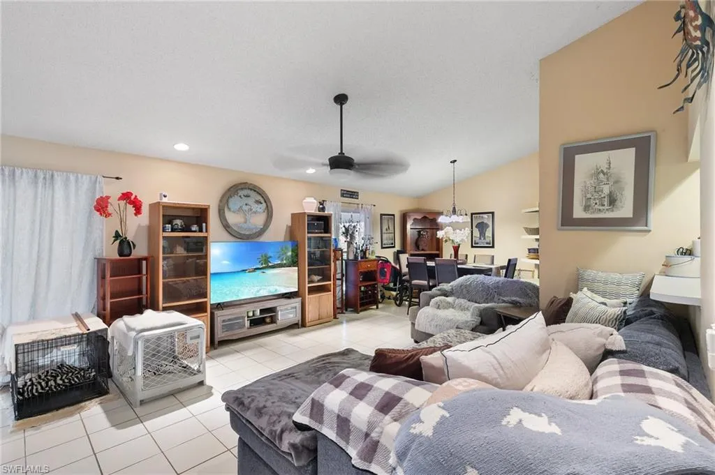 120 Sand Hill ST, Marco Island, FL 34145,224089652