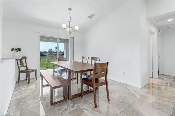 4270  64th NE AVE, Naples, FL 34120