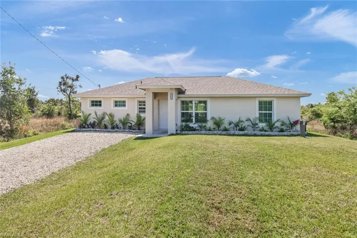 4270  64th NE AVE, Naples, FL 34120