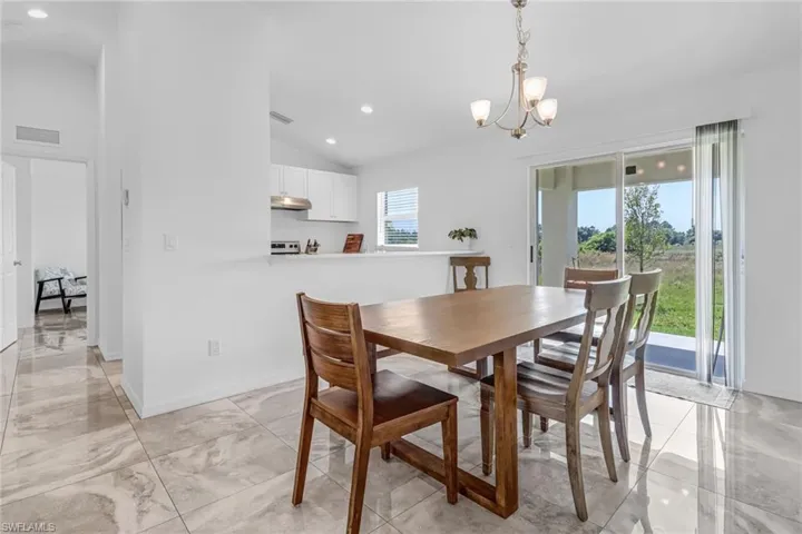 4270  64th NE AVE, Naples, FL 34120