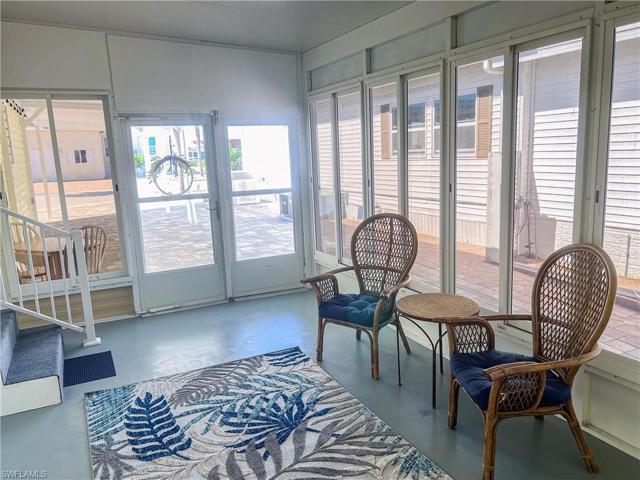 Screen Lanai with ample room for entertaining