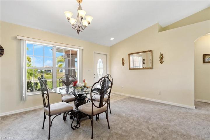 2816 NW 25th TER, CAPE CORAL FL 33993