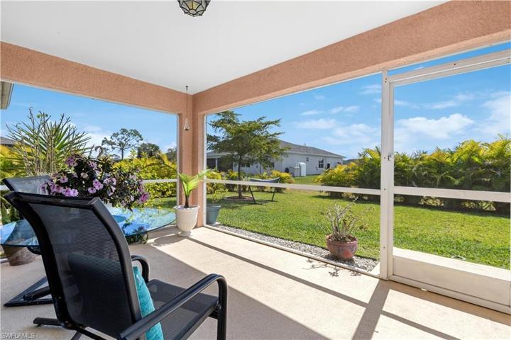 2816 NW 25th TER, CAPE CORAL FL 33993
