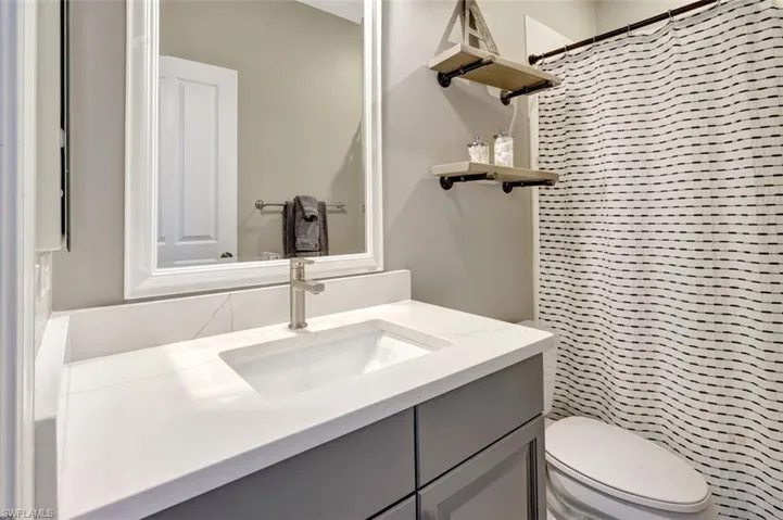 15771  Caloosa Creek  CIR, Fort Myers, FL 33908