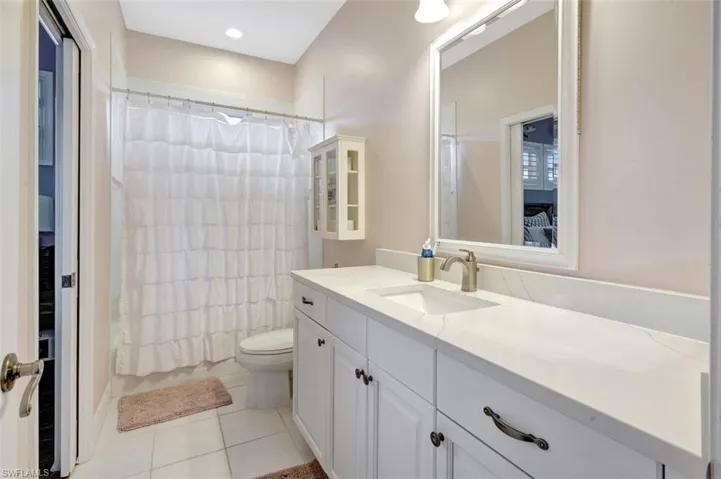 15771  Caloosa Creek  CIR, Fort Myers, FL 33908