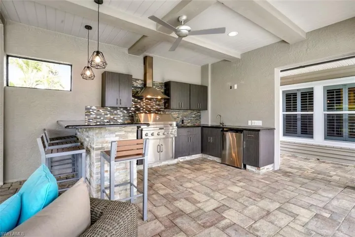 15771  Caloosa Creek  CIR, Fort Myers, FL 33908