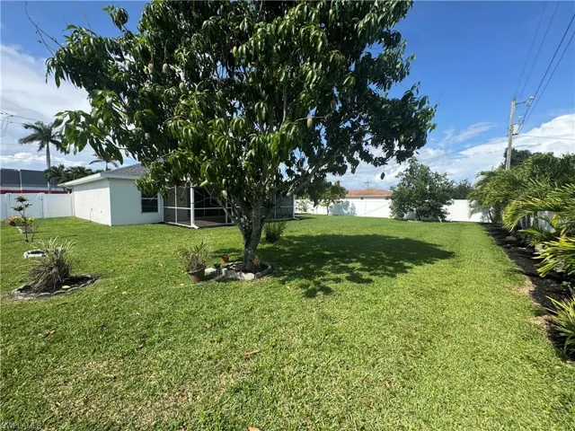 1626 Four Mile Cove Pkwy, Cape Coral, Florida 33990
