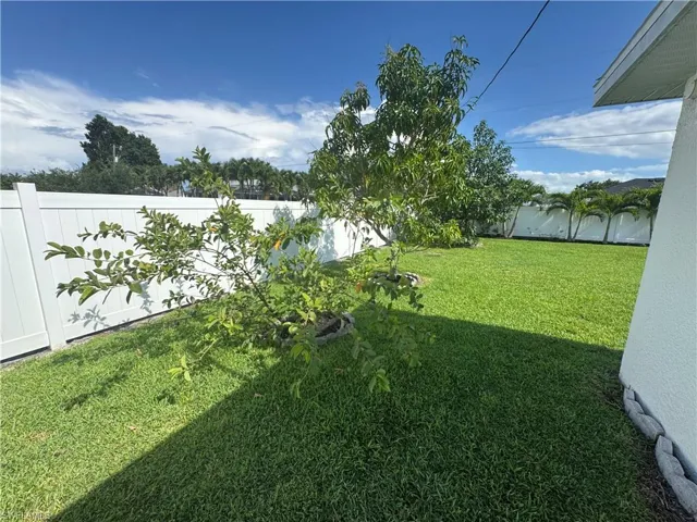 1626 Four Mile Cove Pkwy, Cape Coral, Florida 33990