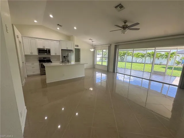 1626 Four Mile Cove Pkwy, Cape Coral, Florida 33990