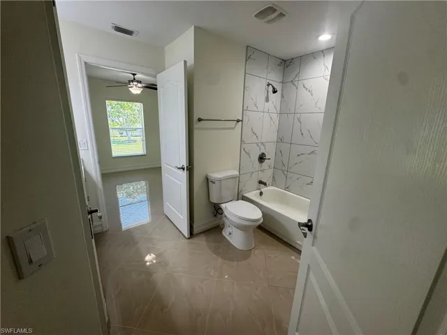 1626 Four Mile Cove Pkwy, Cape Coral, Florida 33990