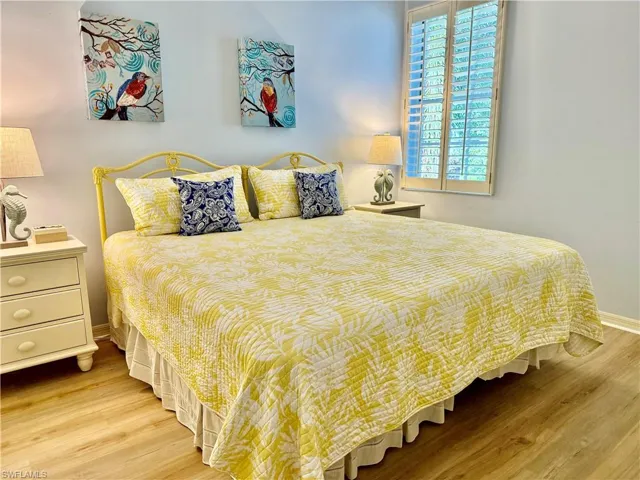 1000 L Ambiance Cir 201, Naples, Florida 34108