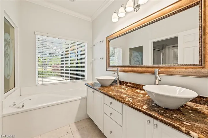 17929  Modena  RD, Miromar Lakes, FL 33913