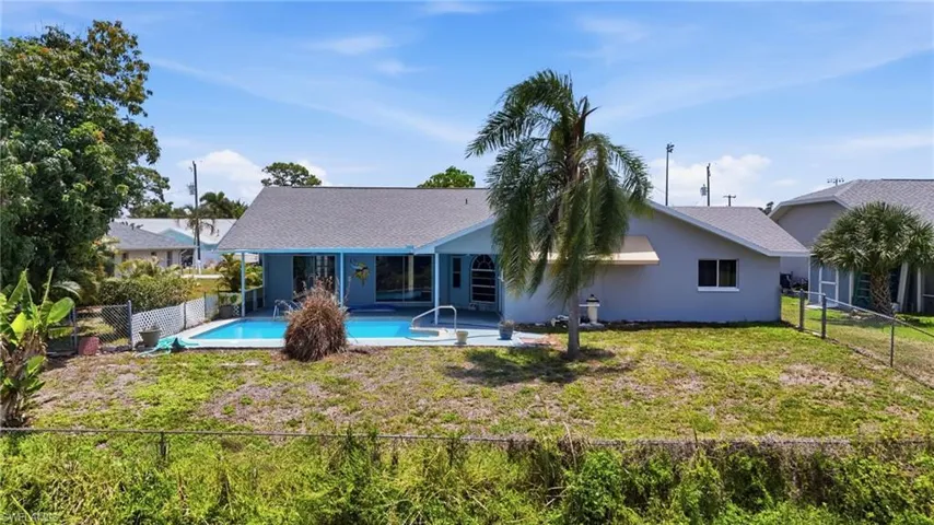 17306  Meadow Lake  CIR, Fort Myers, FL 33967