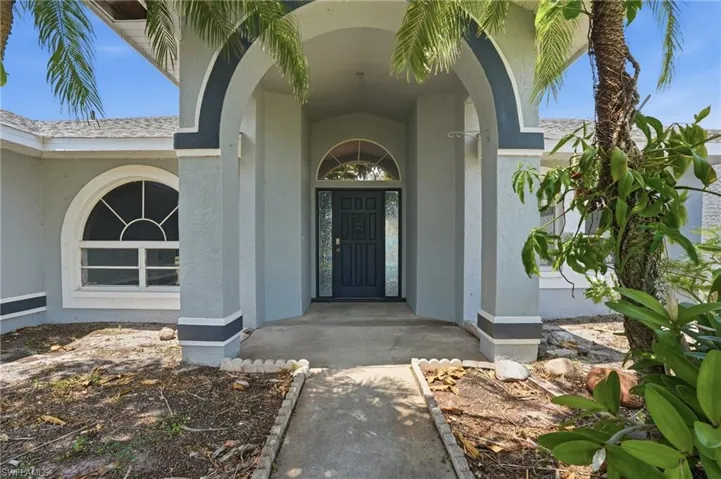 17306  Meadow Lake  CIR, Fort Myers, FL 33967