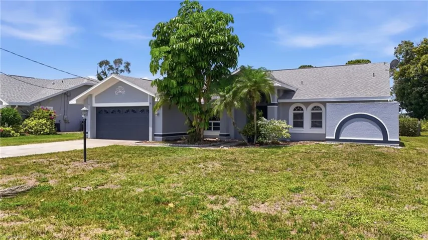 17306  Meadow Lake  CIR, Fort Myers, FL 33967
