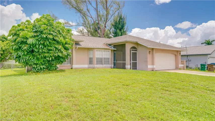 2729 SW 11th  CT, Cape Coral, FL 33914