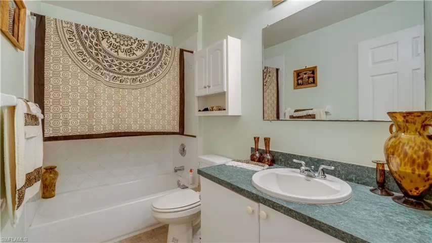 2729 SW 11th  CT, Cape Coral, FL 33914
