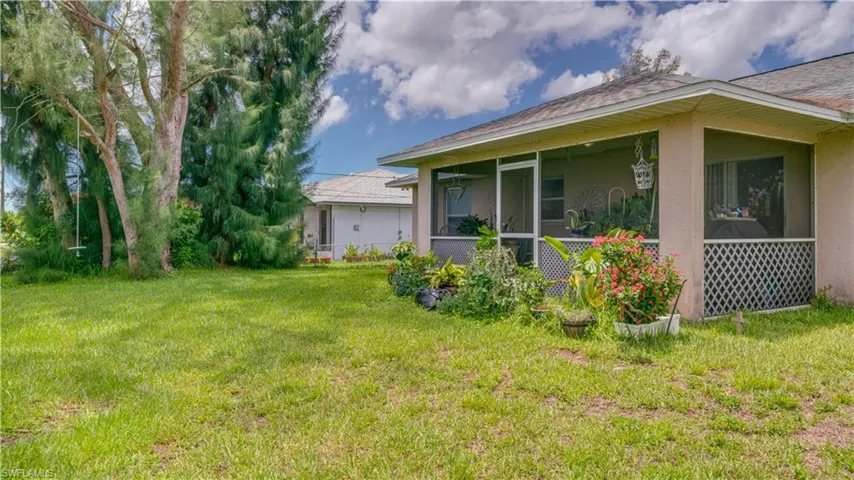 2729 SW 11th  CT, Cape Coral, FL 33914