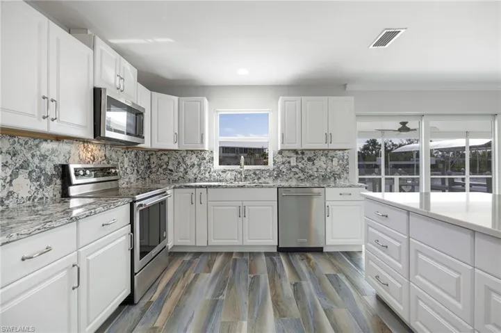 2892 Sanibel Blvd, St. James City, Florida 33956
