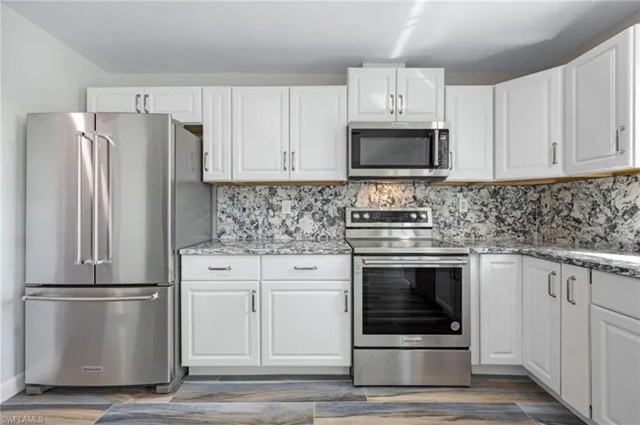 2892 Sanibel Blvd, St. James City, Florida 33956
