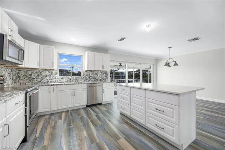 2892 Sanibel Blvd, St. James City, Florida 33956