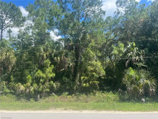 4th NE ST, Naples, FL 34120