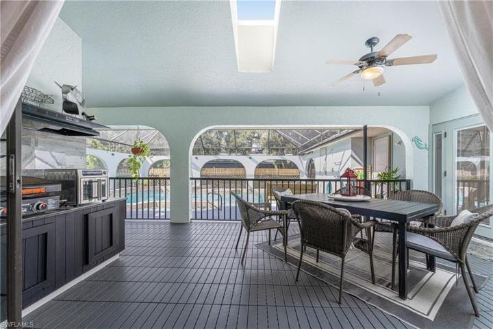 Outdoor covered patio living