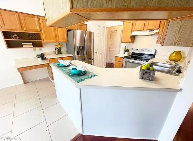 807 Bluegrass Ln, Brandon, Florida 33510