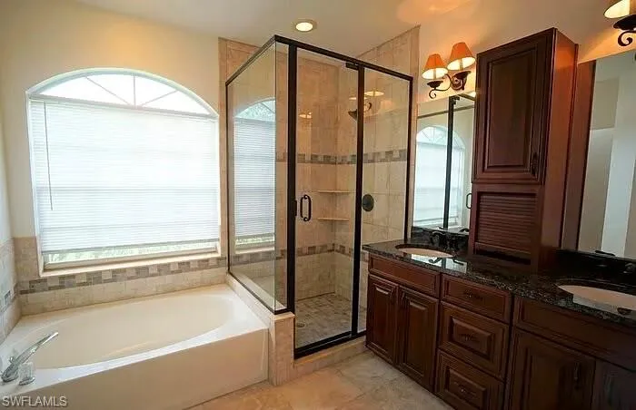807 Bluegrass Ln, Brandon, Florida 33510
