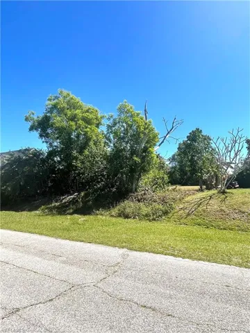 1625 NW 1st  AVE, Cape Coral, FL 33993