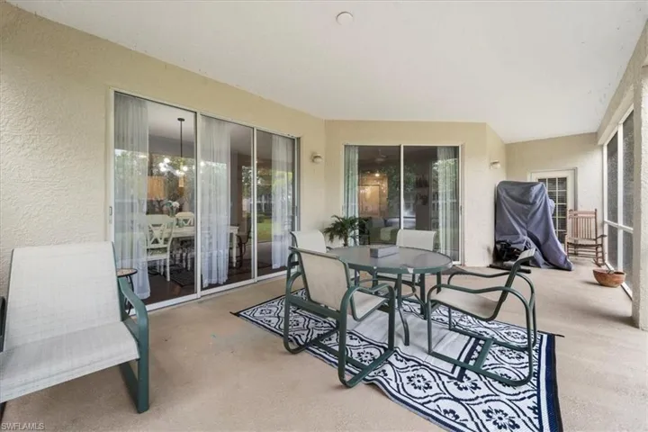 400  Diamond  CIR, Naples, FL 34110