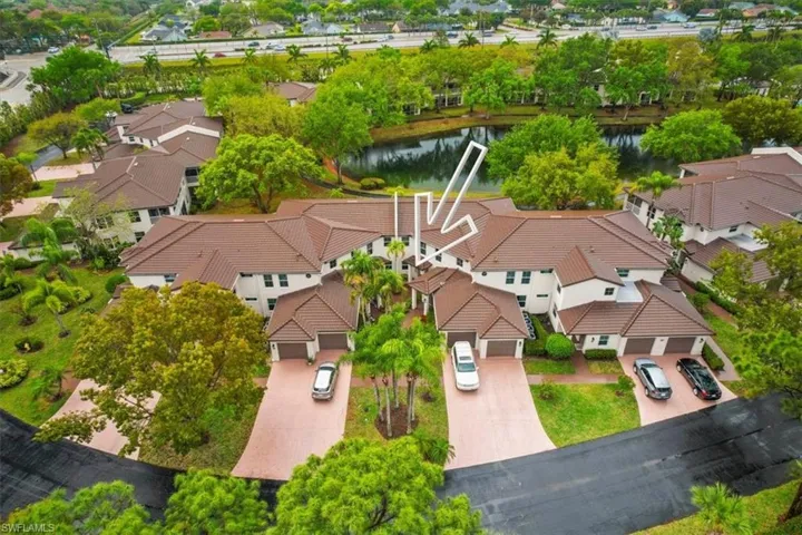 400  Diamond  CIR, Naples, FL 34110