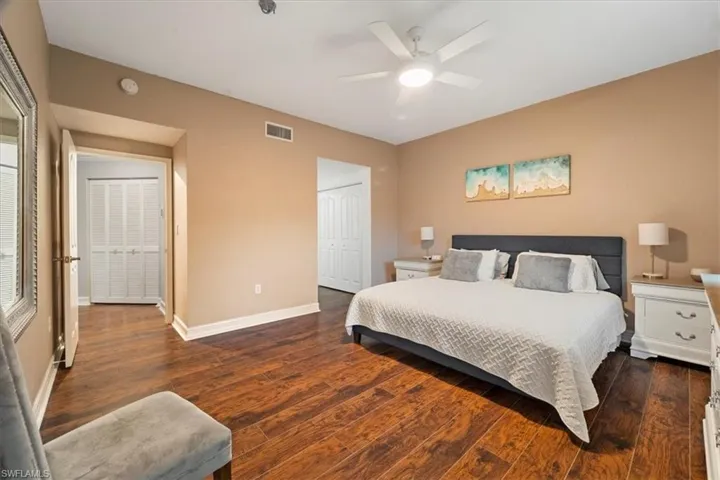 400  Diamond  CIR, Naples, FL 34110