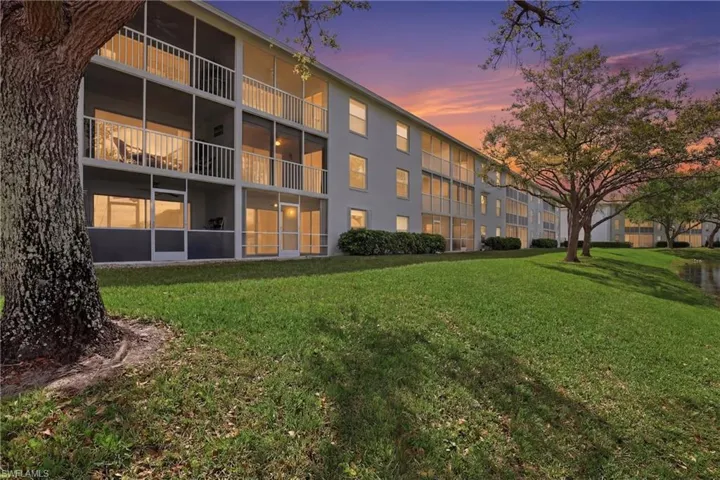 View of apartment building / complex